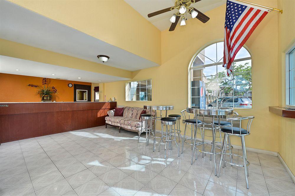 Days Inn By Wyndham El Centro Kültér fotó