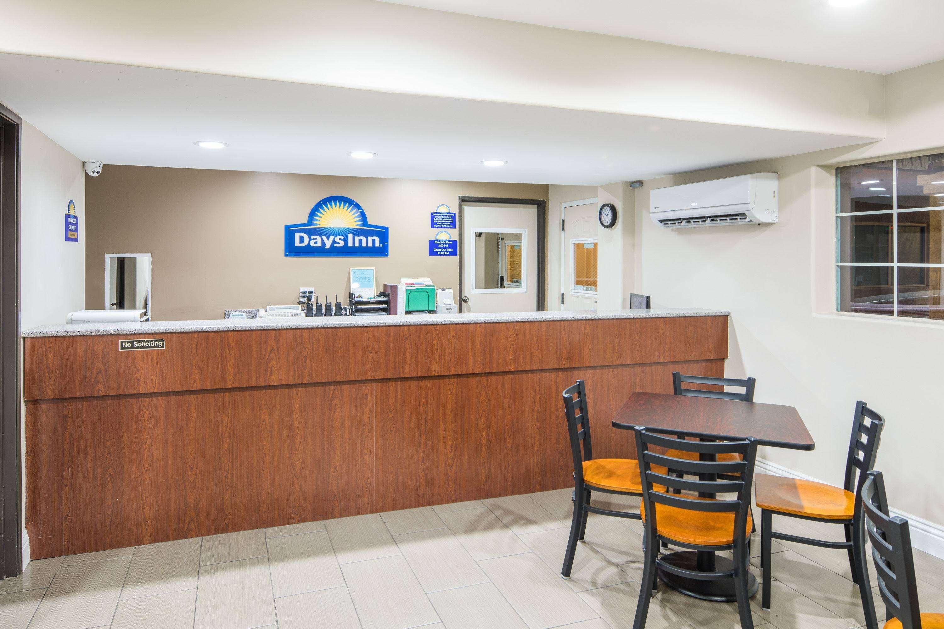 Days Inn By Wyndham El Centro Kültér fotó
