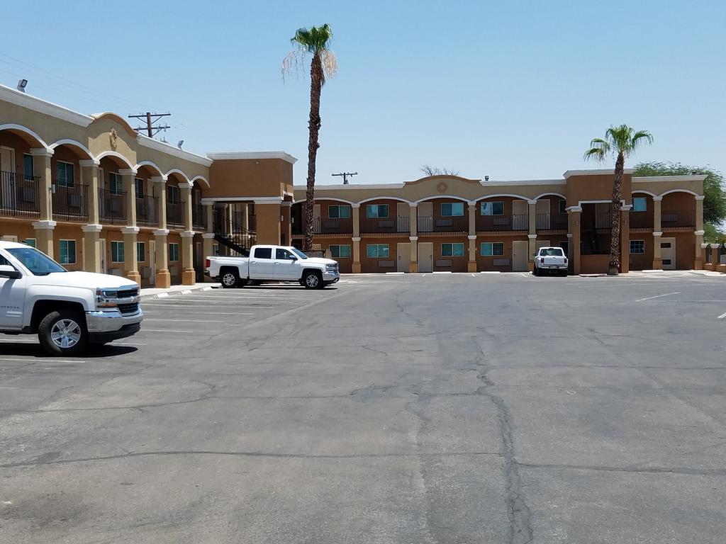 Days Inn By Wyndham El Centro Kültér fotó