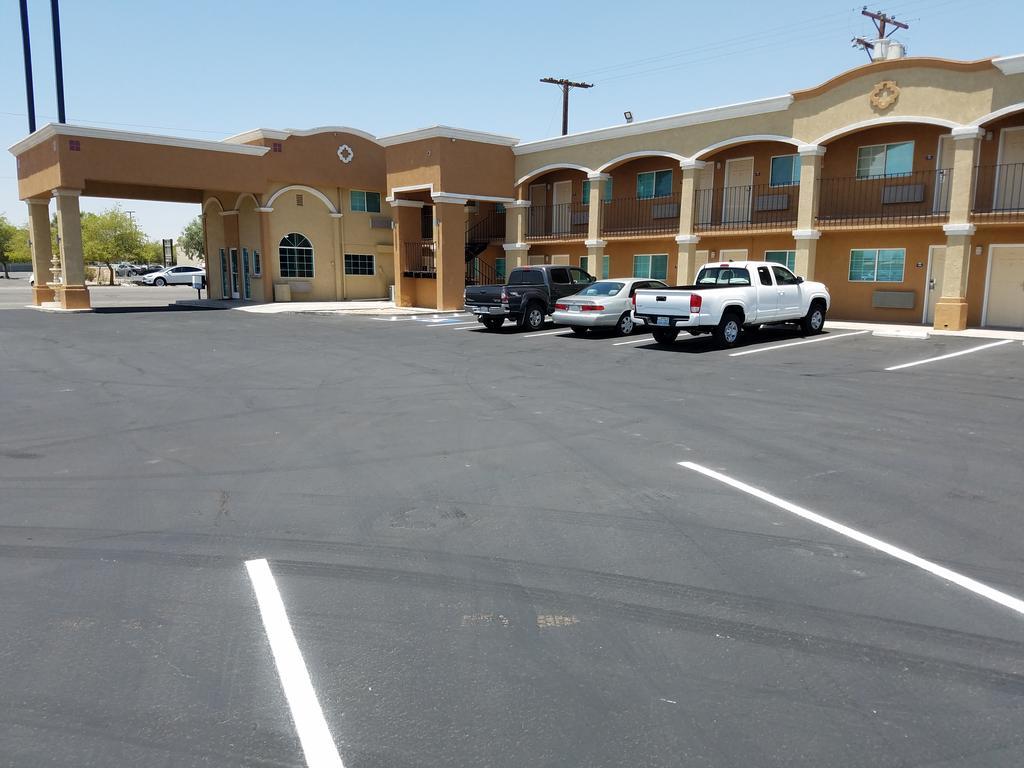 Days Inn By Wyndham El Centro Kültér fotó