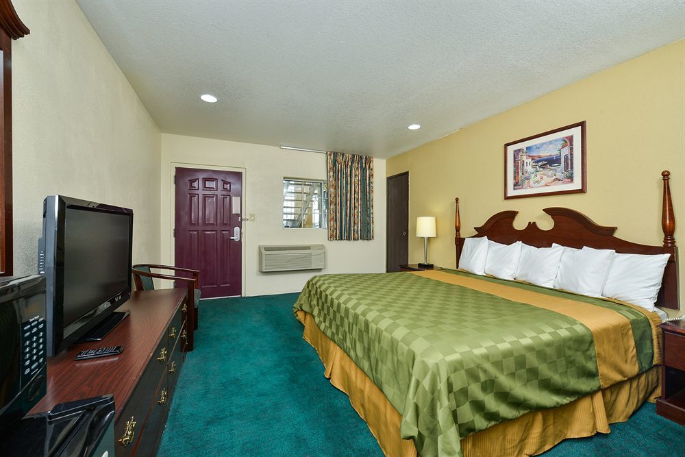 Days Inn By Wyndham El Centro Kültér fotó
